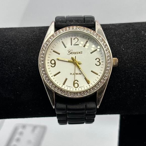 Silver & black mens watch - Picture 1 of 3
